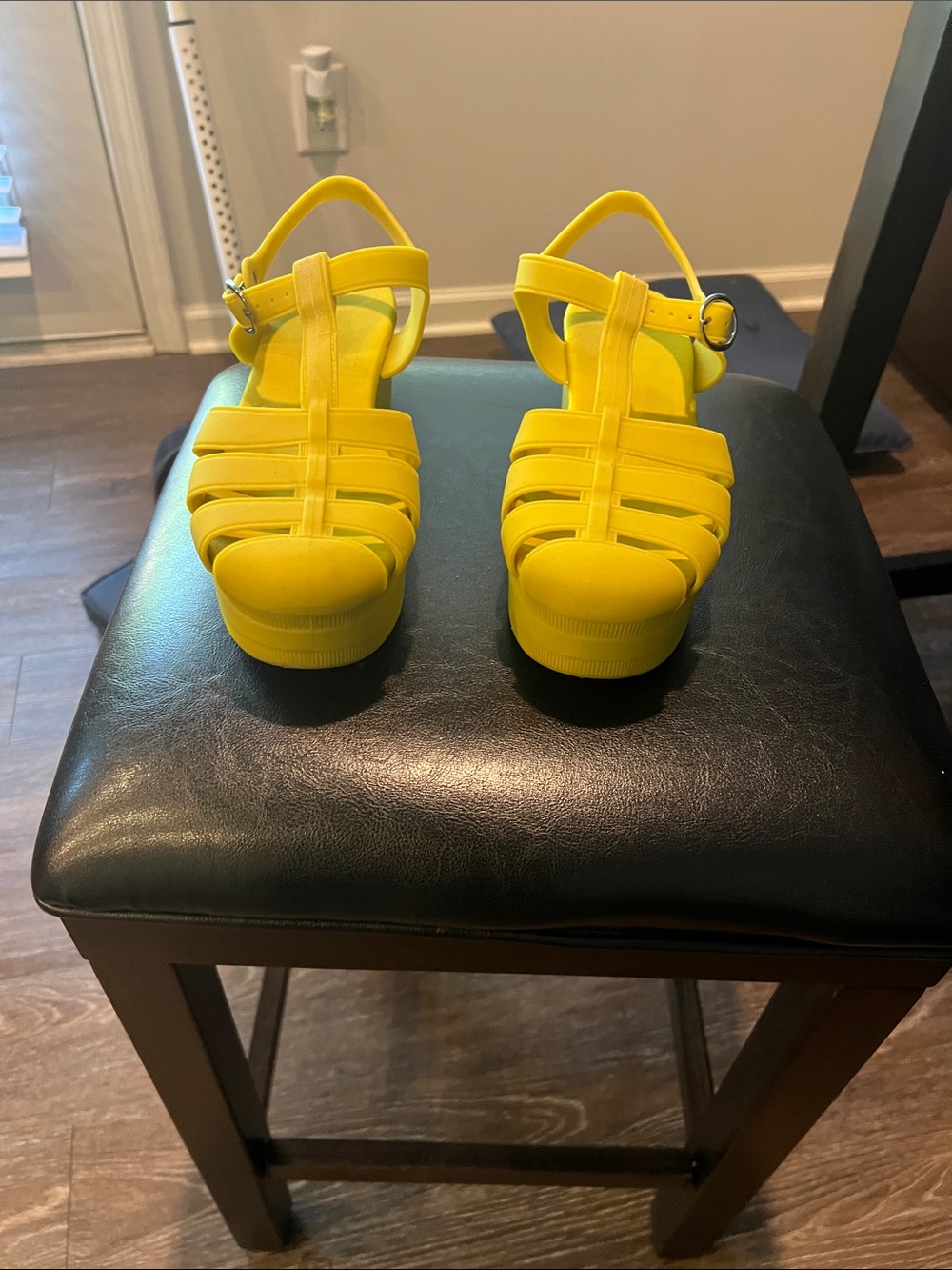 Jeffrey Campbell Yellow Platform Jelly Sandals - Picture 3 of 3